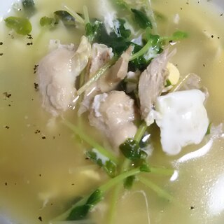 豆苗と鶏もも肉の卵スープ(^^)
